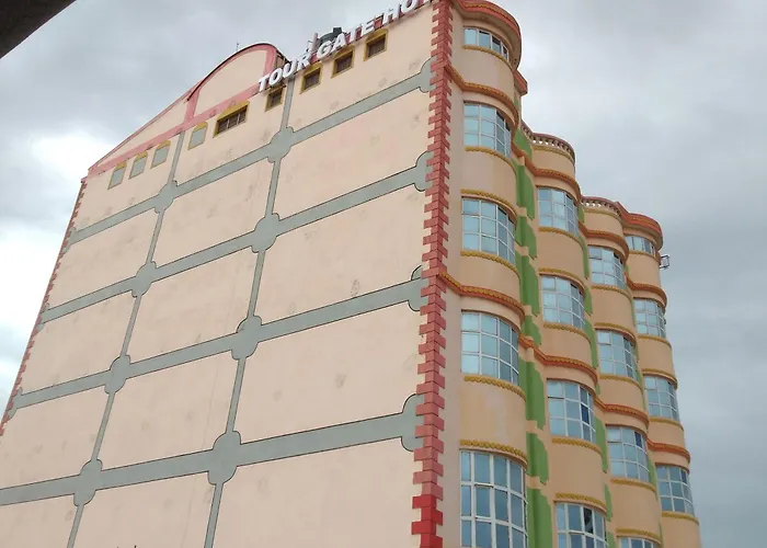 Tour Gate Hotel